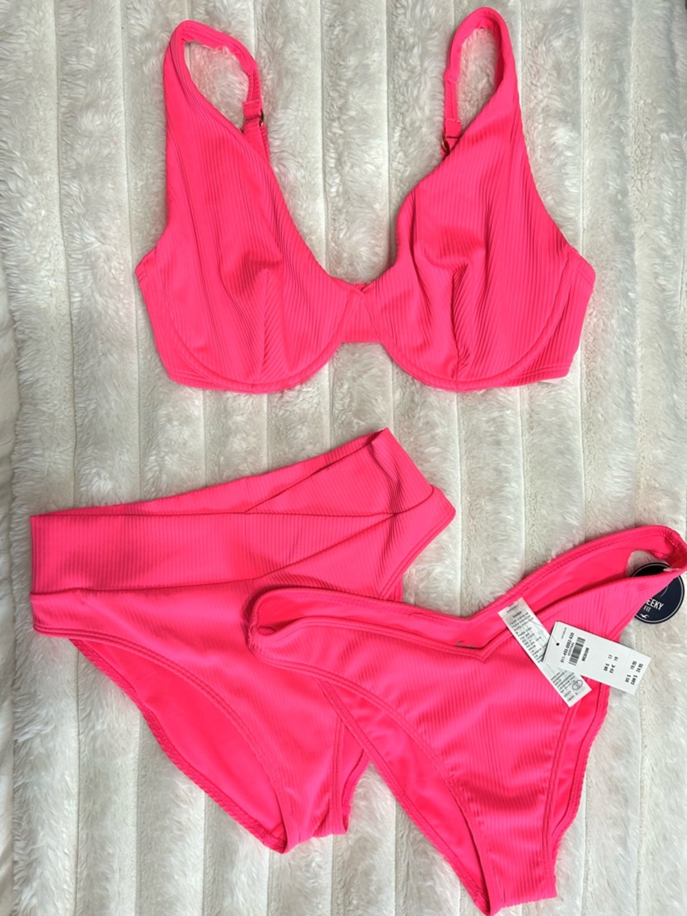 Hollister Hot Pink Ribbed 3 piece Bikini Set